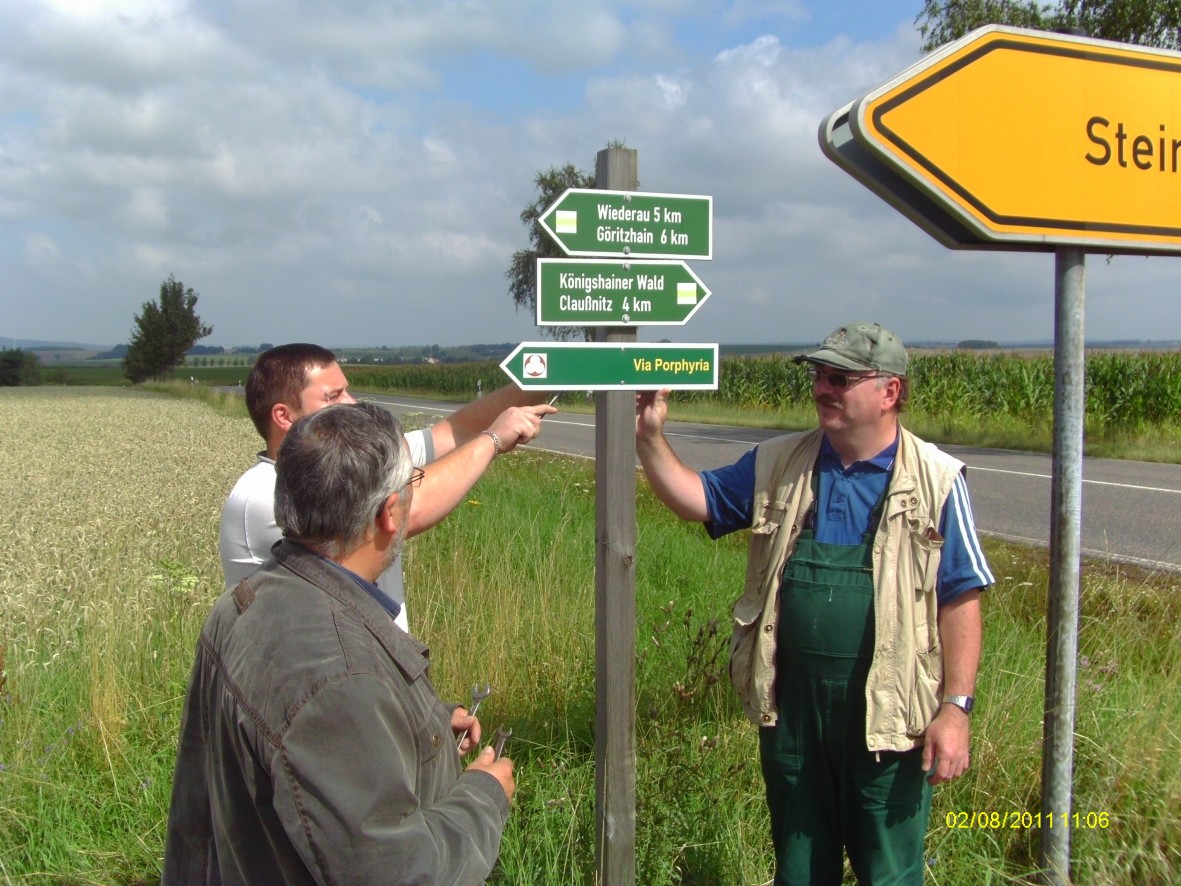 Foto von der Erstbeschilfderung 2012